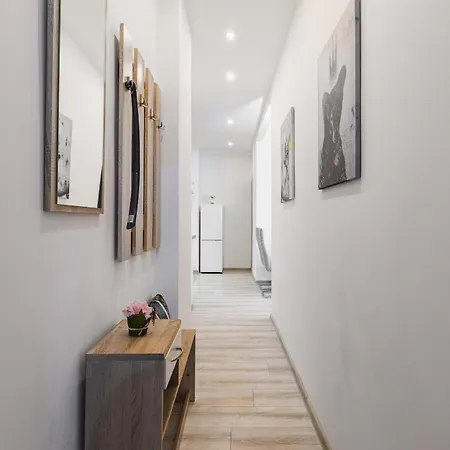 Apartment Time 4 Dreams